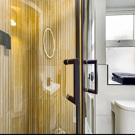 Modern Luxury Living In Center Lejlighed *